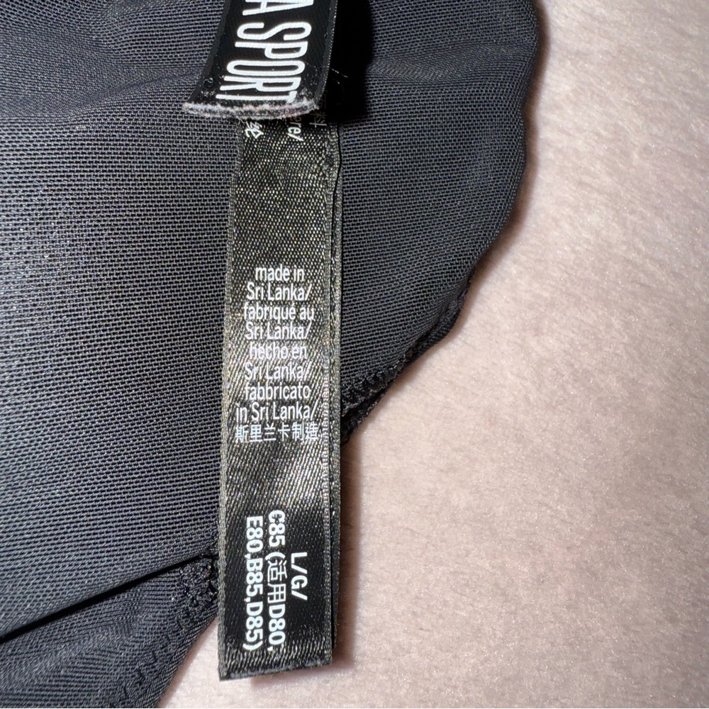 Victorias secret sport bra L - Picture 6 of 7